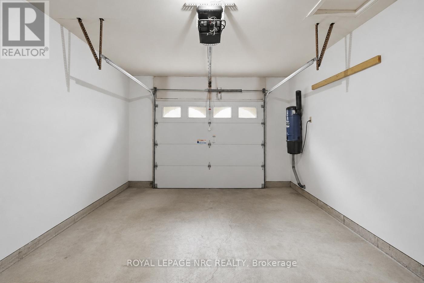 12 Harvest Oak Drive, St. Catharines, Ontario  L2S 3H5 - Photo 24 - X13525424