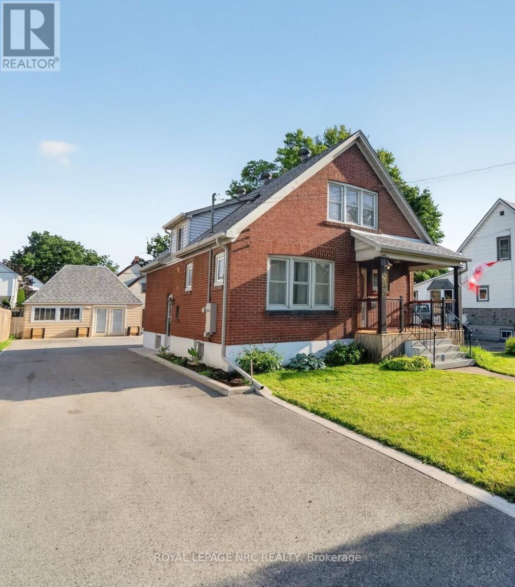 239 PHIPPS STREET, Fort Erie, Ontario