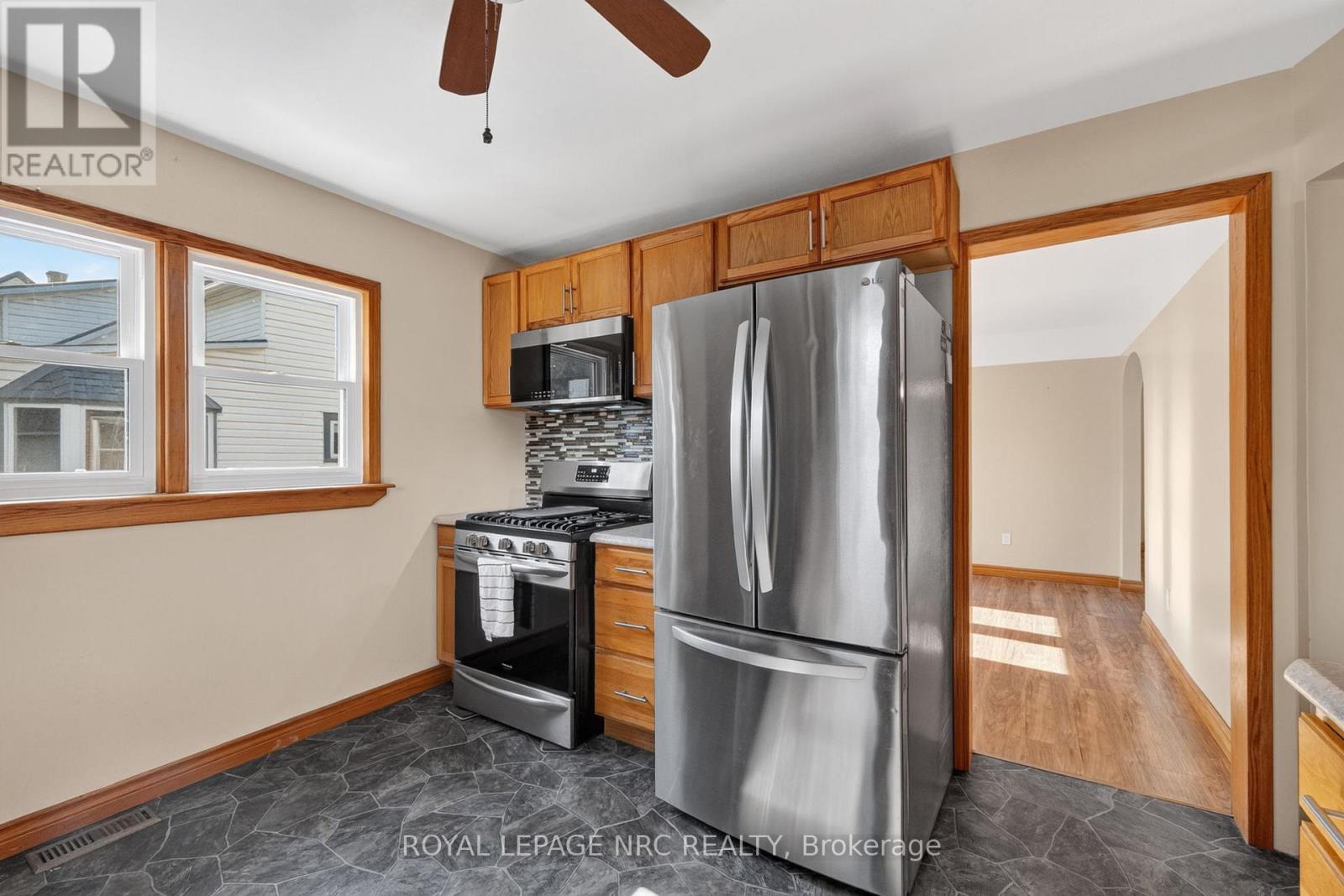 239 Phipps Street, Fort Erie, Ontario  L2A 2V4 - Photo 12 - X13525442