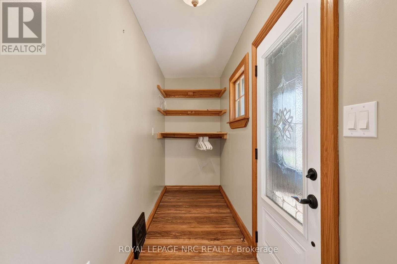 239 Phipps Street, Fort Erie, Ontario  L2A 2V4 - Photo 4 - X13525442