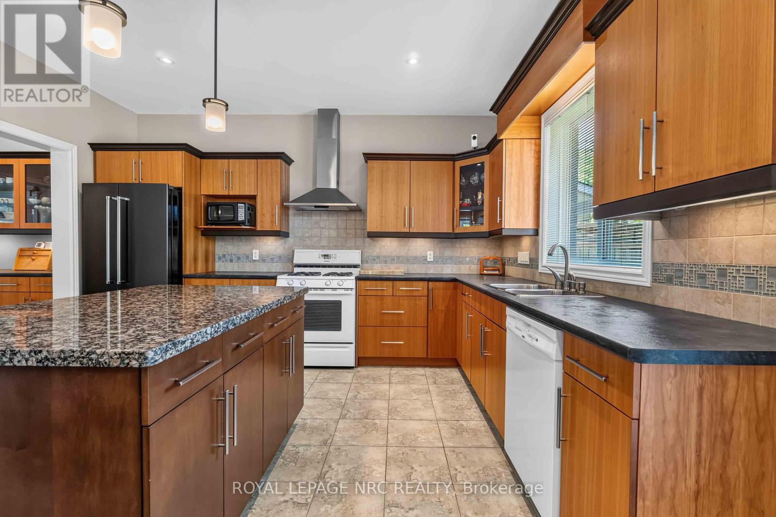 378 Pelham Road, St. Catharines, Ontario  L2S 0A2 - Photo 17 - X13525550