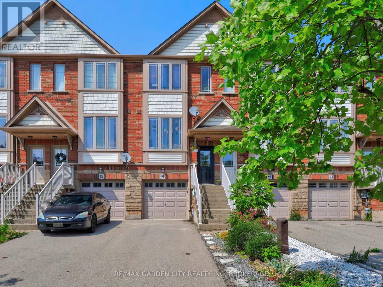 91 WILLOW LANE, Grimsby, Ontario