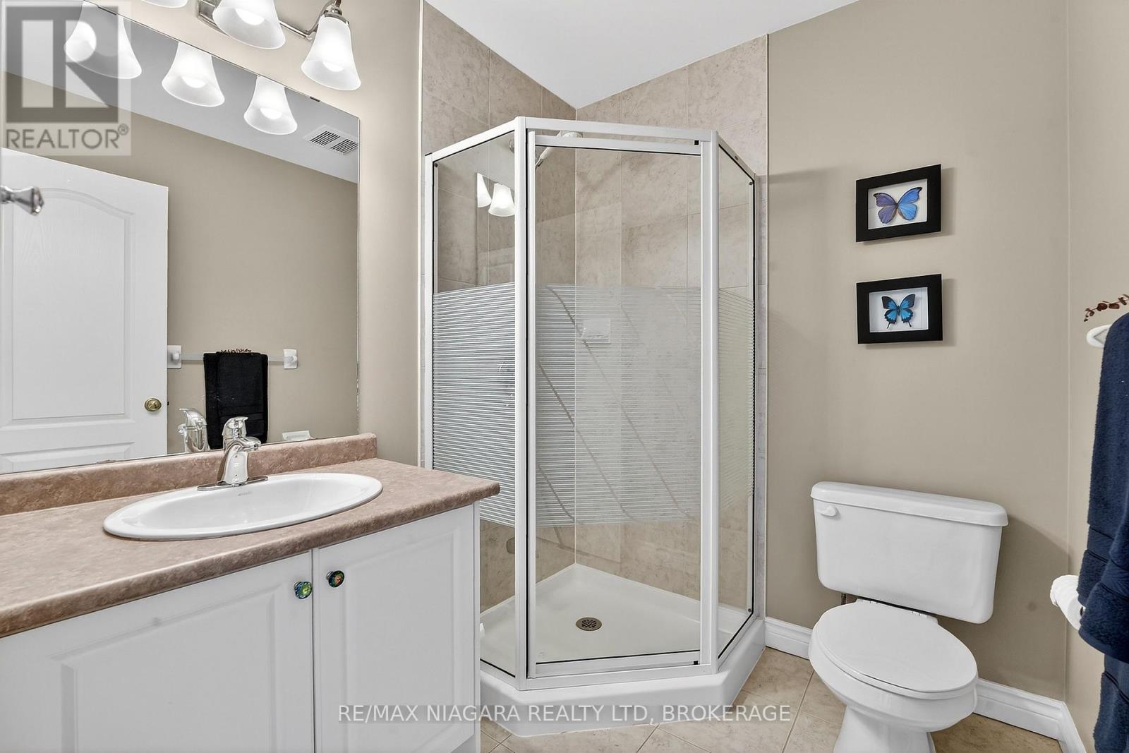 6775 Domenic Crescent, Niagara Falls, Ontario  L2J 4L5 - Photo 31 - X13525692