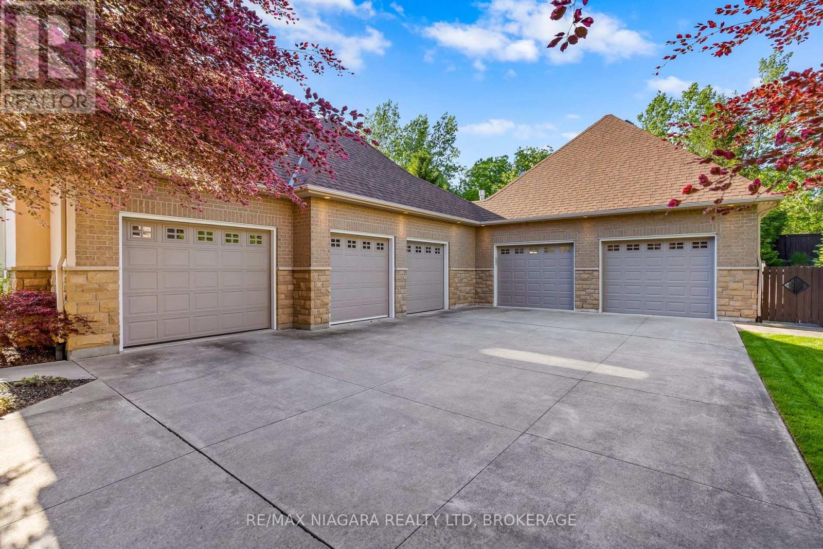 6775 Domenic Crescent, Niagara Falls, Ontario  L2J 4L5 - Photo 6 - X13525692