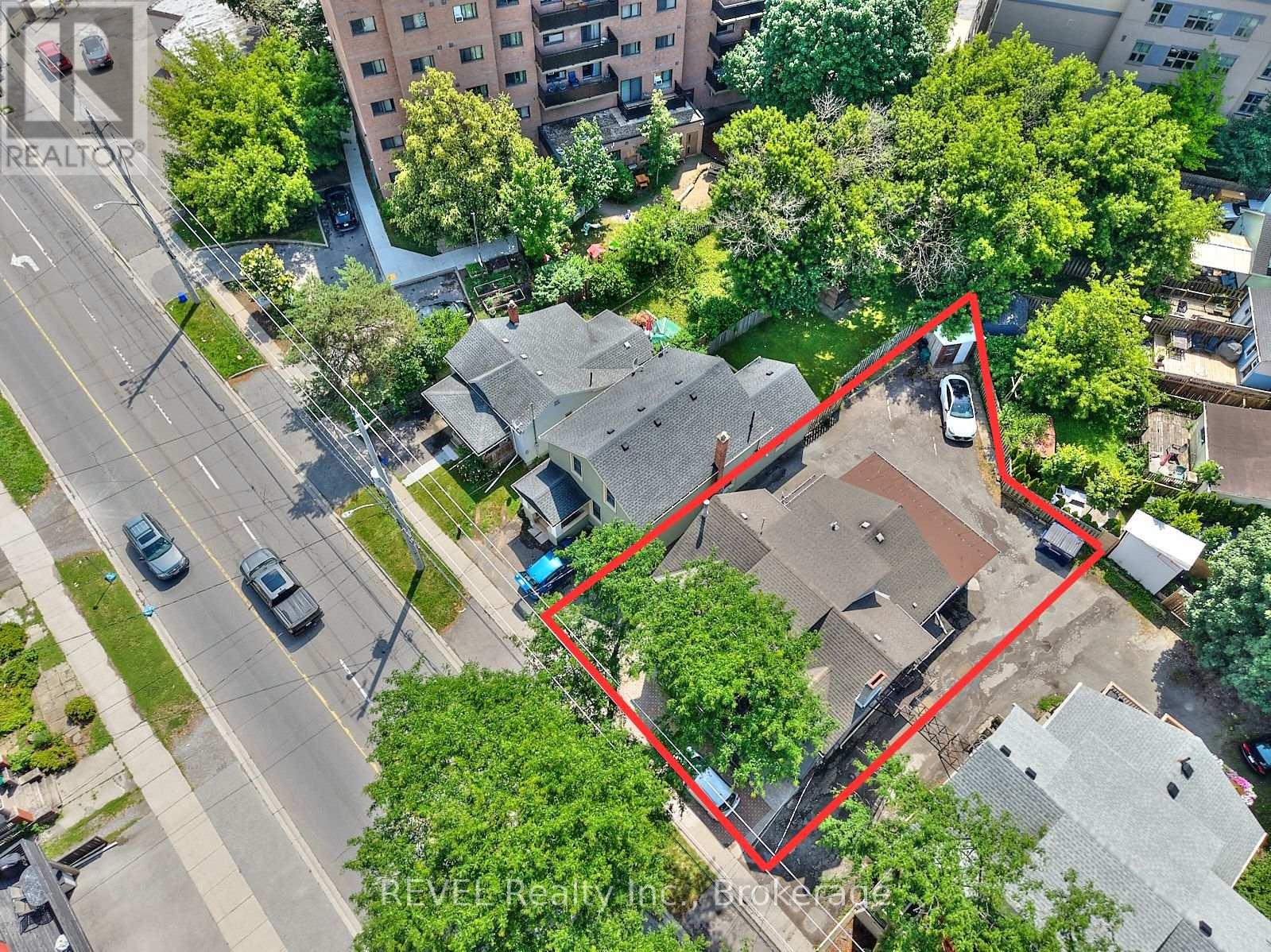 50 WELLAND AVENUE, St. Catharines, Ontario