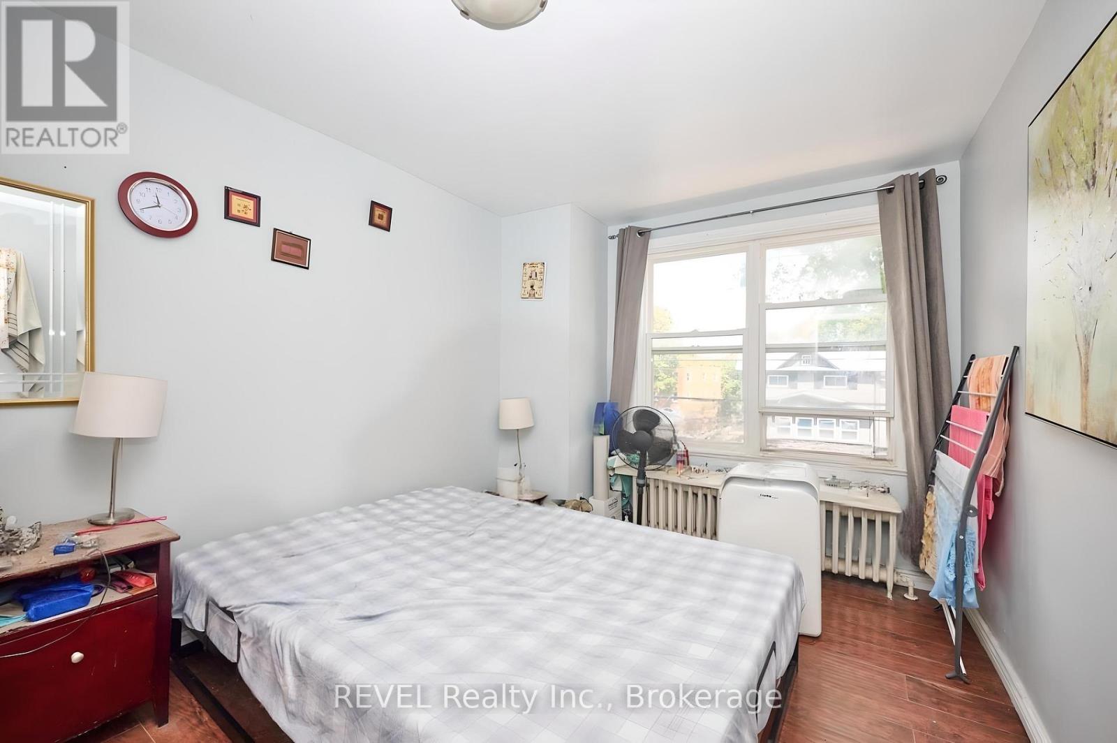 50 Welland Avenue, St. Catharines, Ontario  L2R 2M5 - Photo 14 - X13525844
