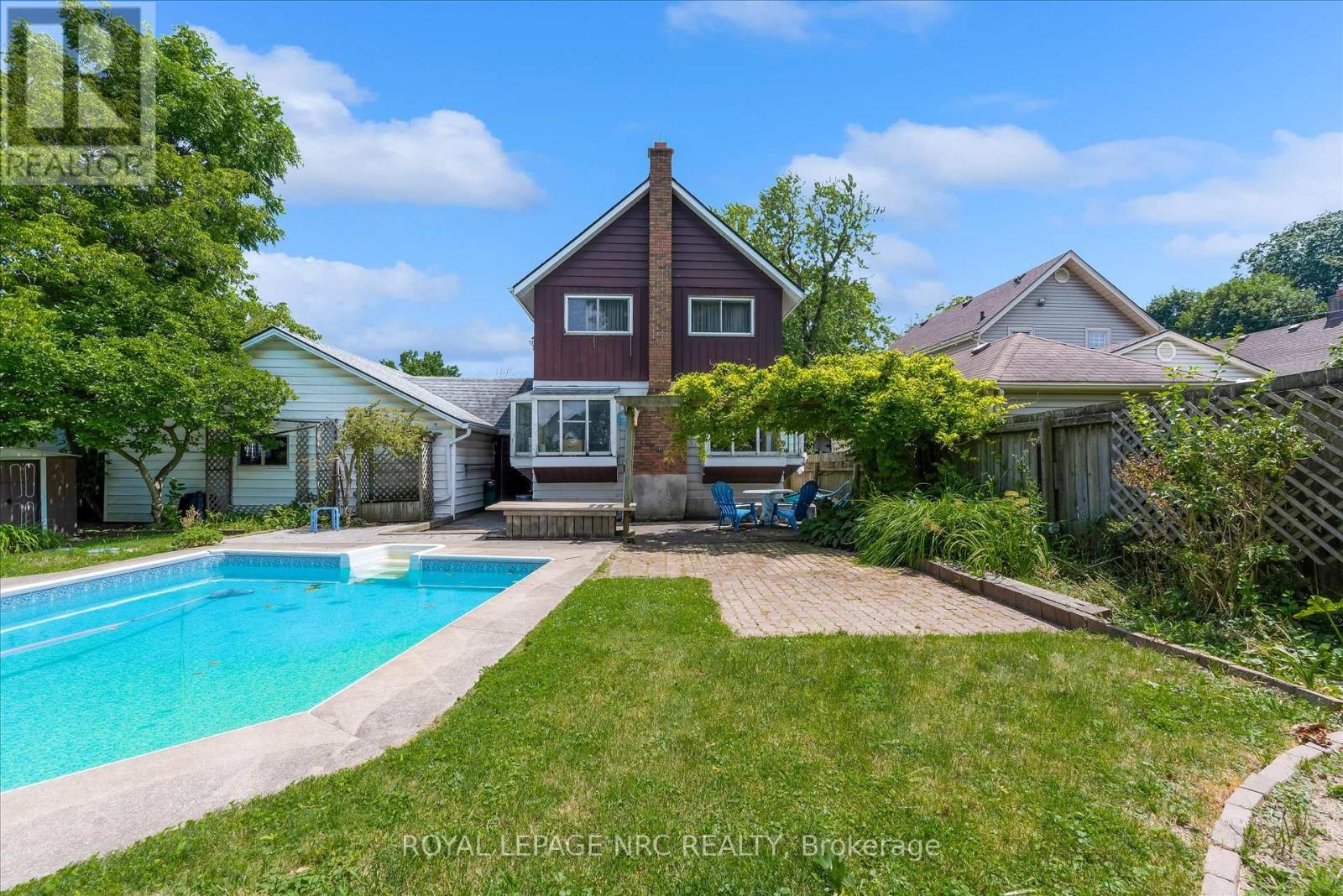 4271 Elgin Street, Niagara Falls, Ontario  L2E 2X7 - Photo 2 - X13526352