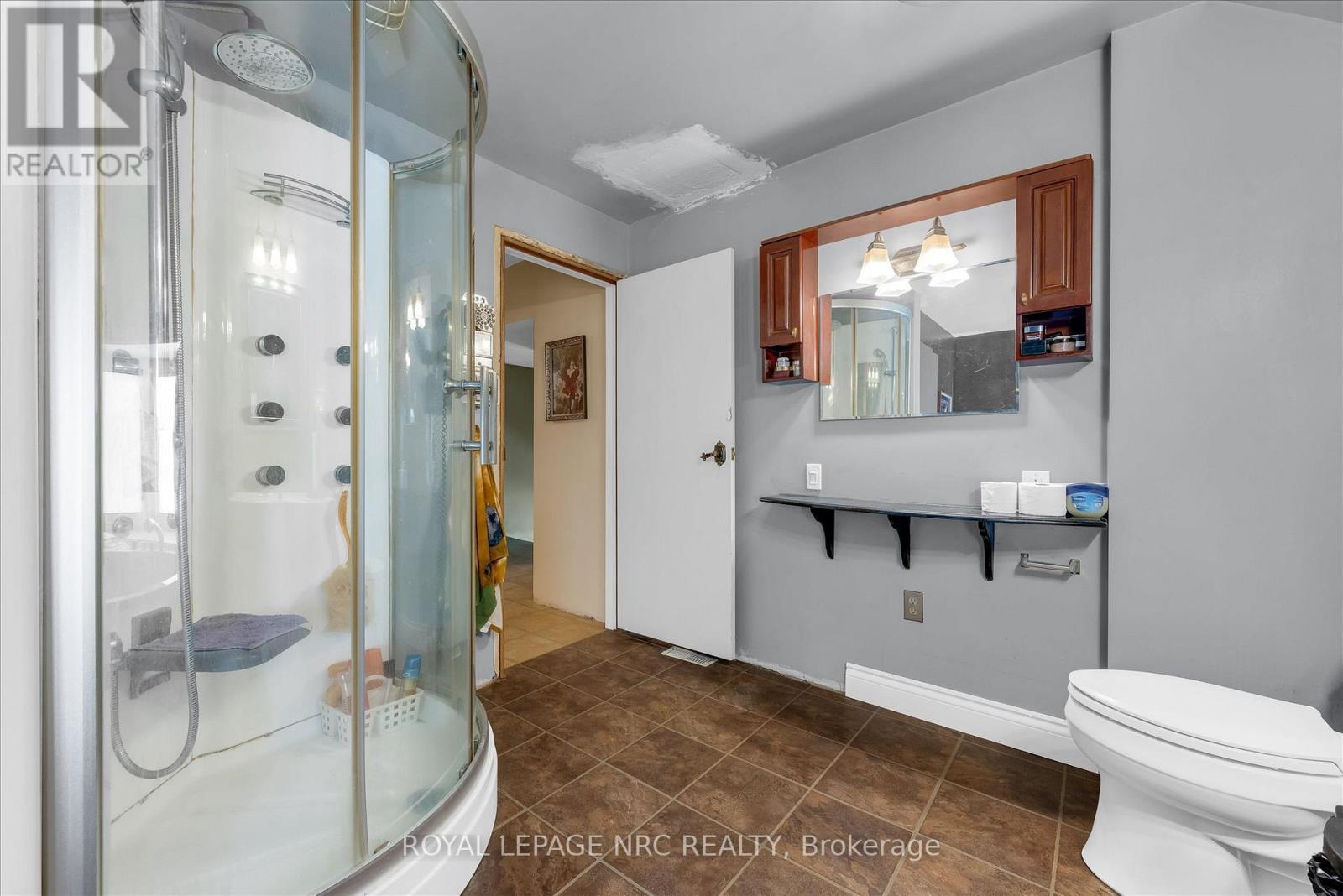 4271 Elgin Street, Niagara Falls, Ontario  L2E 2X7 - Photo 21 - X13526352