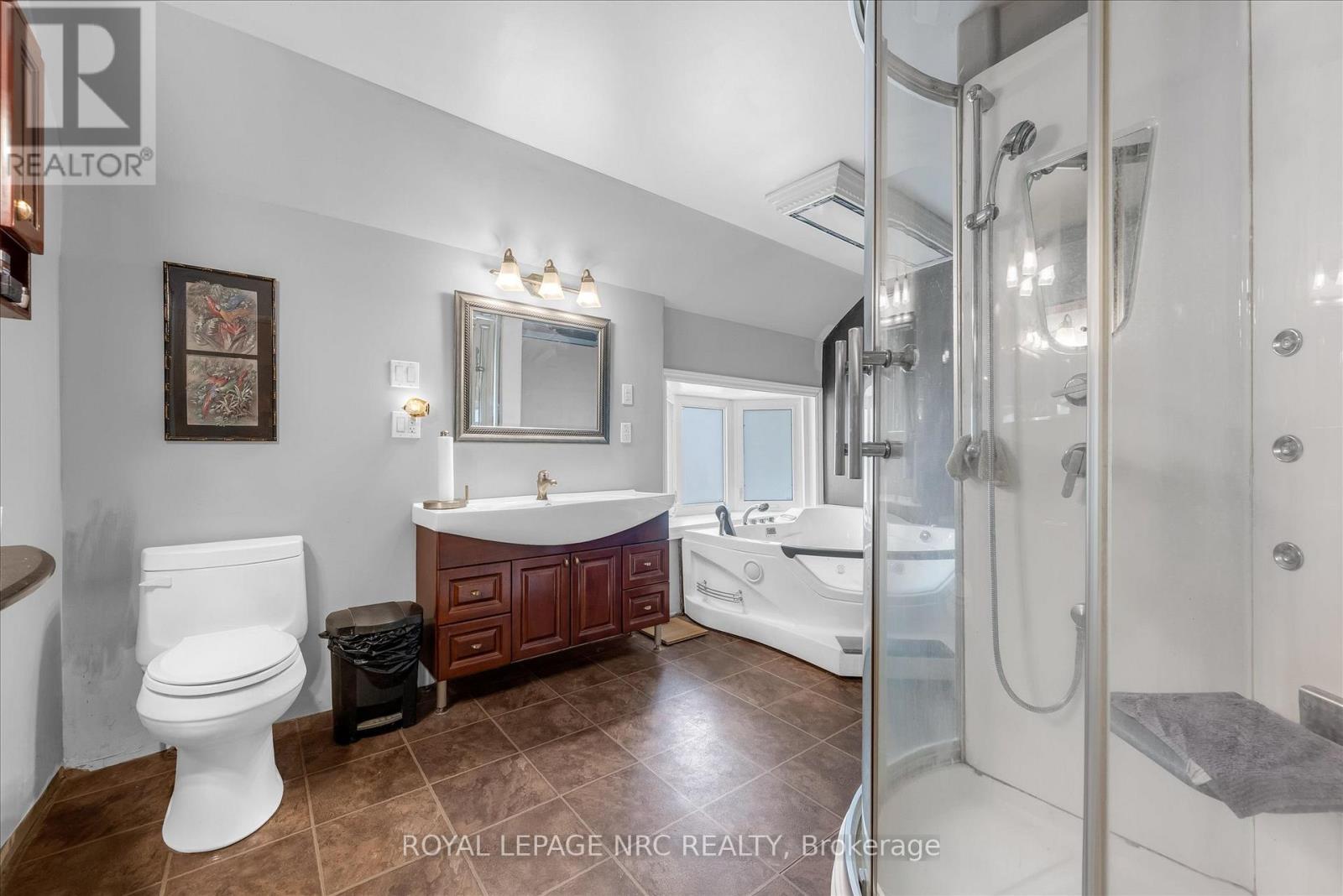 4271 Elgin Street, Niagara Falls, Ontario  L2E 2X7 - Photo 22 - X13526352