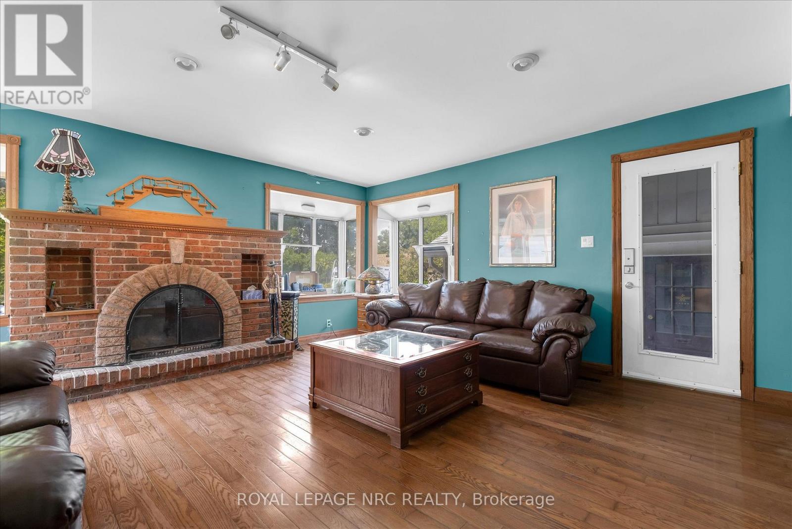 4271 Elgin Street, Niagara Falls, Ontario  L2E 2X7 - Photo 8 - X13526352