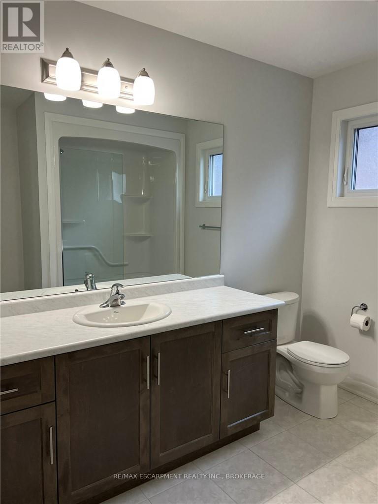 45 Bur Oak Drive, Thorold, Ontario  L2V 0L9 - Photo 12 - X13526778
