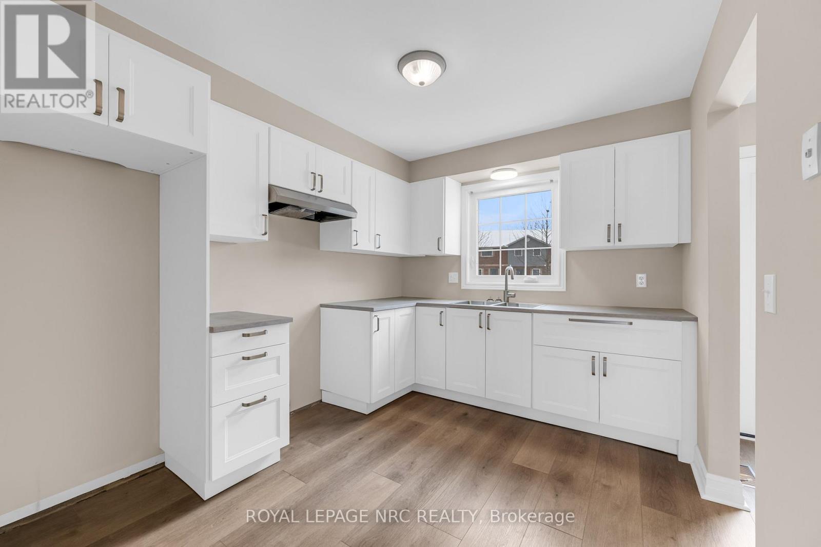 20 - 110 Silvan Drive, Welland, Ontario  L3C 6Z5 - Photo 6 - X13527324