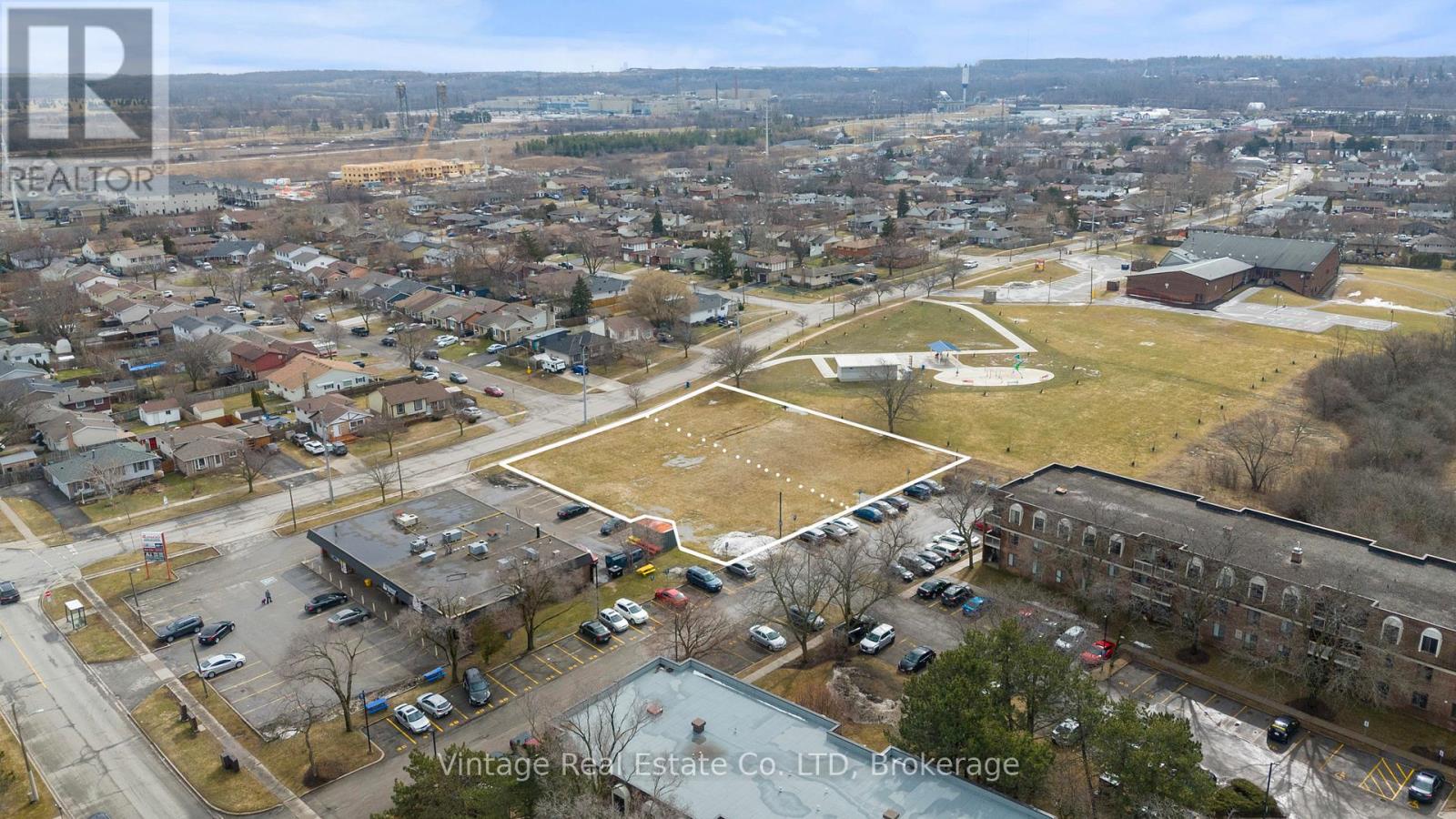 116 Woodrow Street, St. Catharines, Ontario  L2P 3T7 - Photo 7 - X13527392