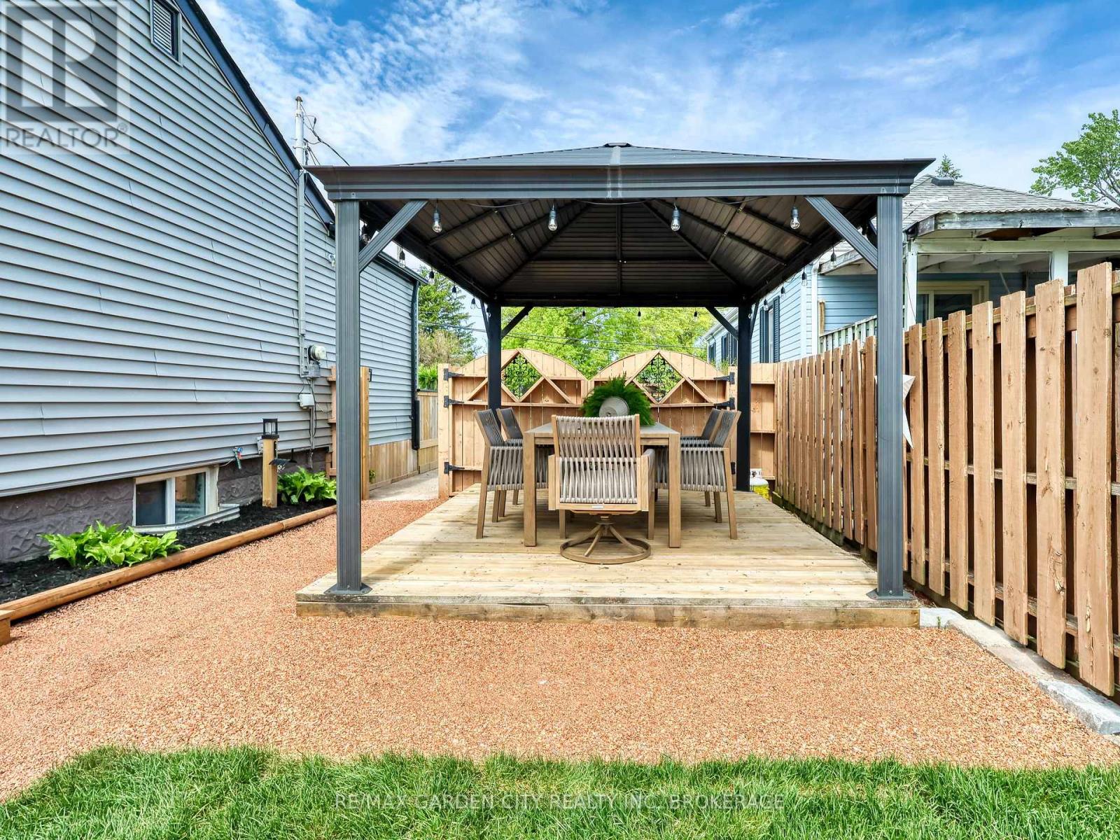 84 Lincoln Avenue, St. Catharines, Ontario  L2P 2C9 - Photo 24 - X13527480