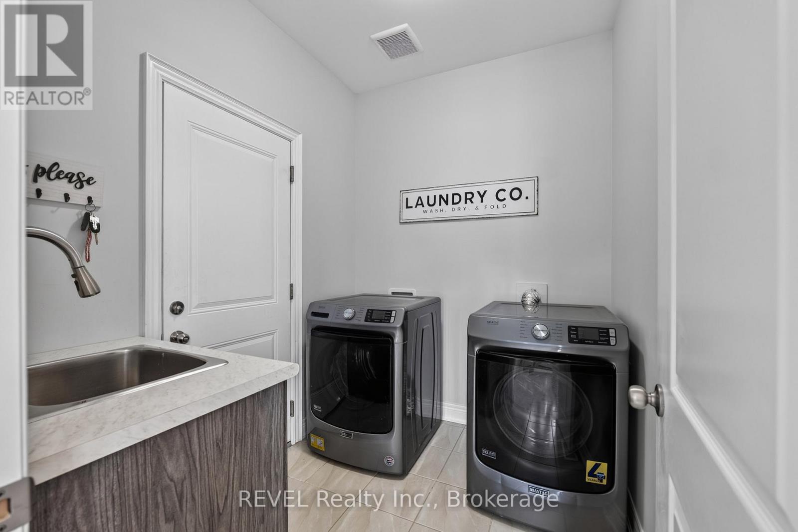 881 Burwell Street, Fort Erie, Ontario  L2A 0E3 - Photo 21 - X13529046