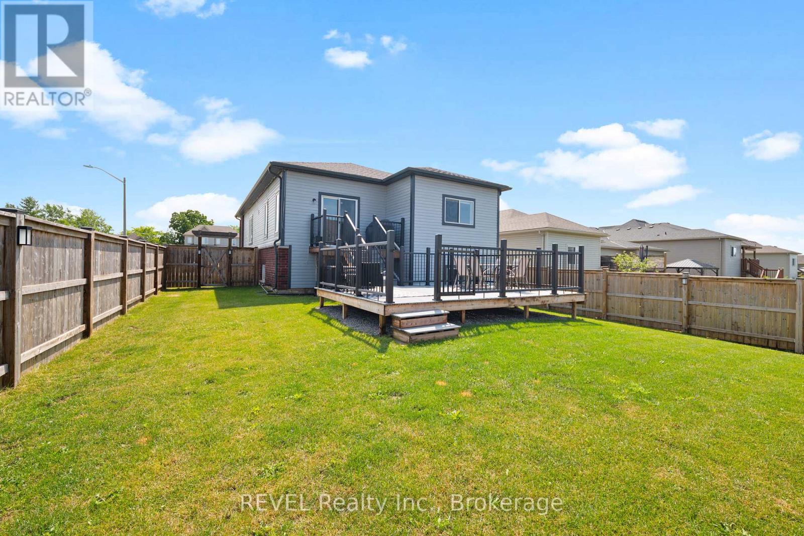 881 Burwell Street, Fort Erie, Ontario  L2A 0E3 - Photo 30 - X13529046
