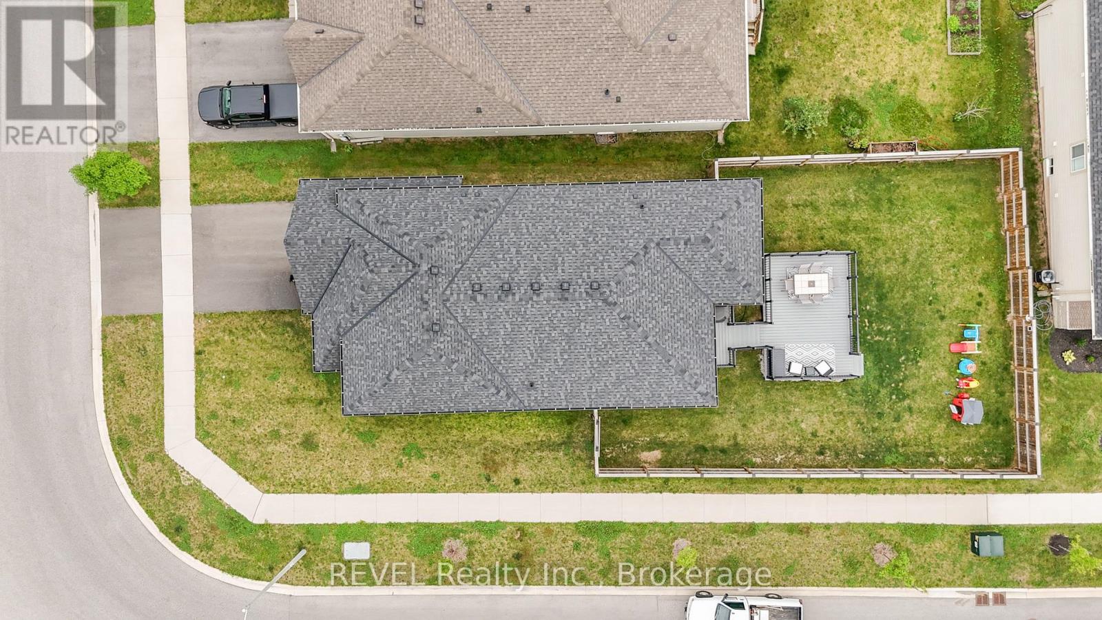 881 Burwell Street, Fort Erie, Ontario  L2A 0E3 - Photo 35 - X13529046