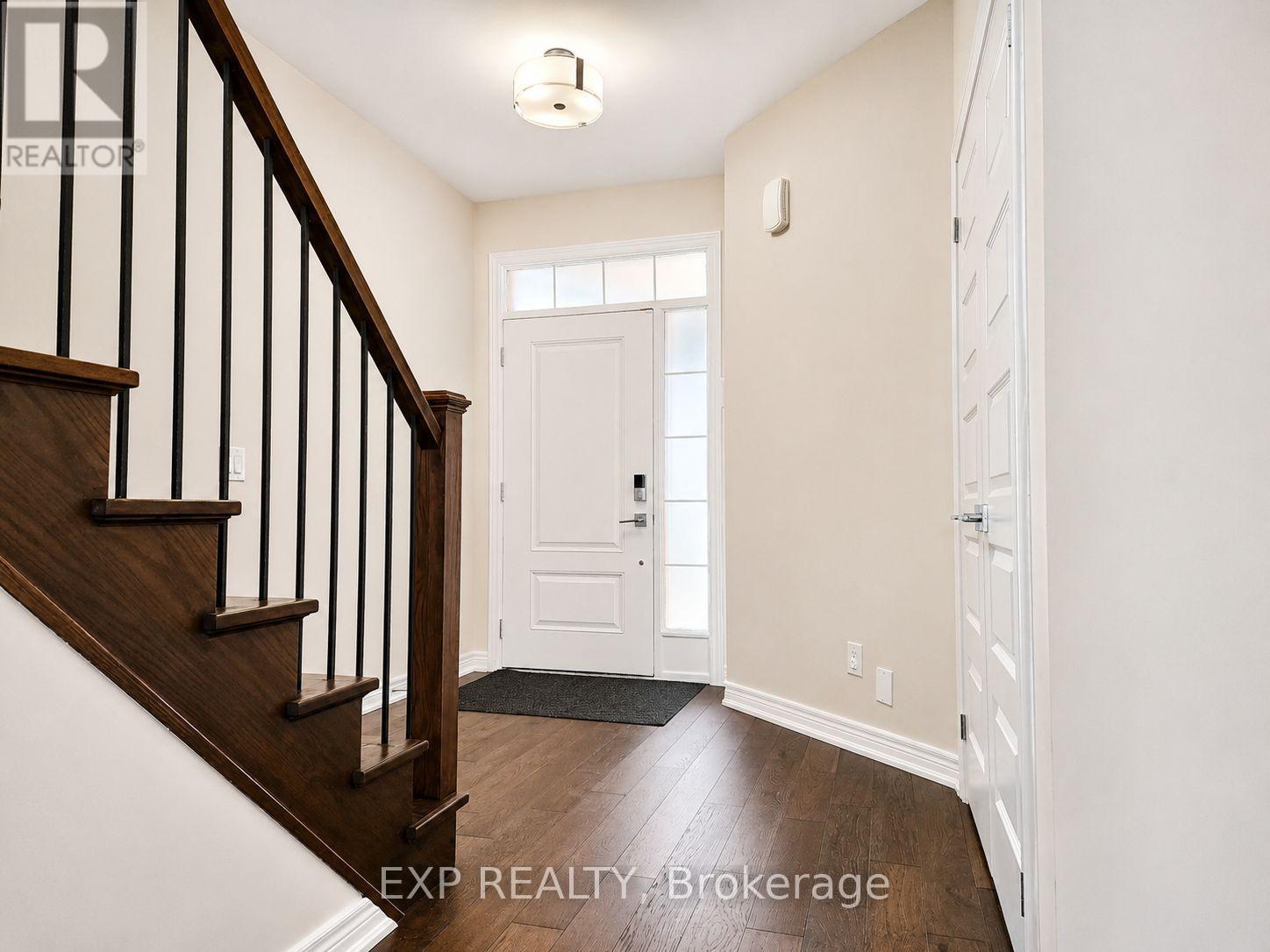137 Susan Drive, Pelham, Ontario  L0S 1E6 - Photo 3 - X13529472