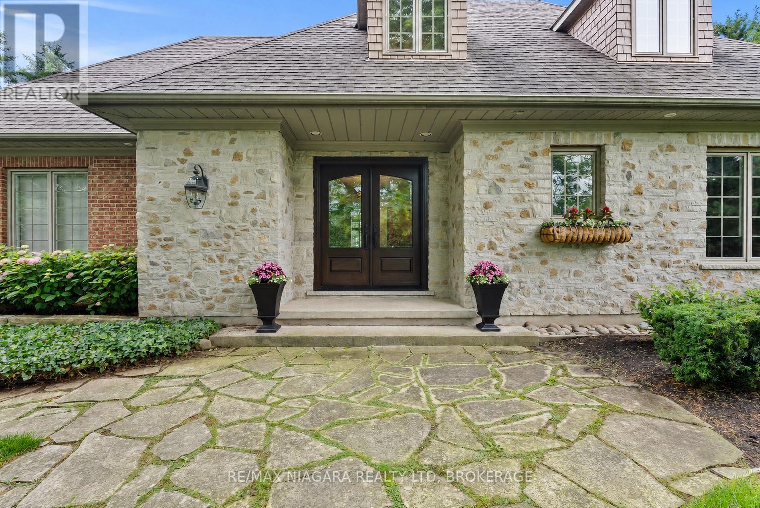 14690 Niagara Parkway, Niagara-On-The-Lake, Ontario  L0S 1J0 - Photo 10 - X13529778