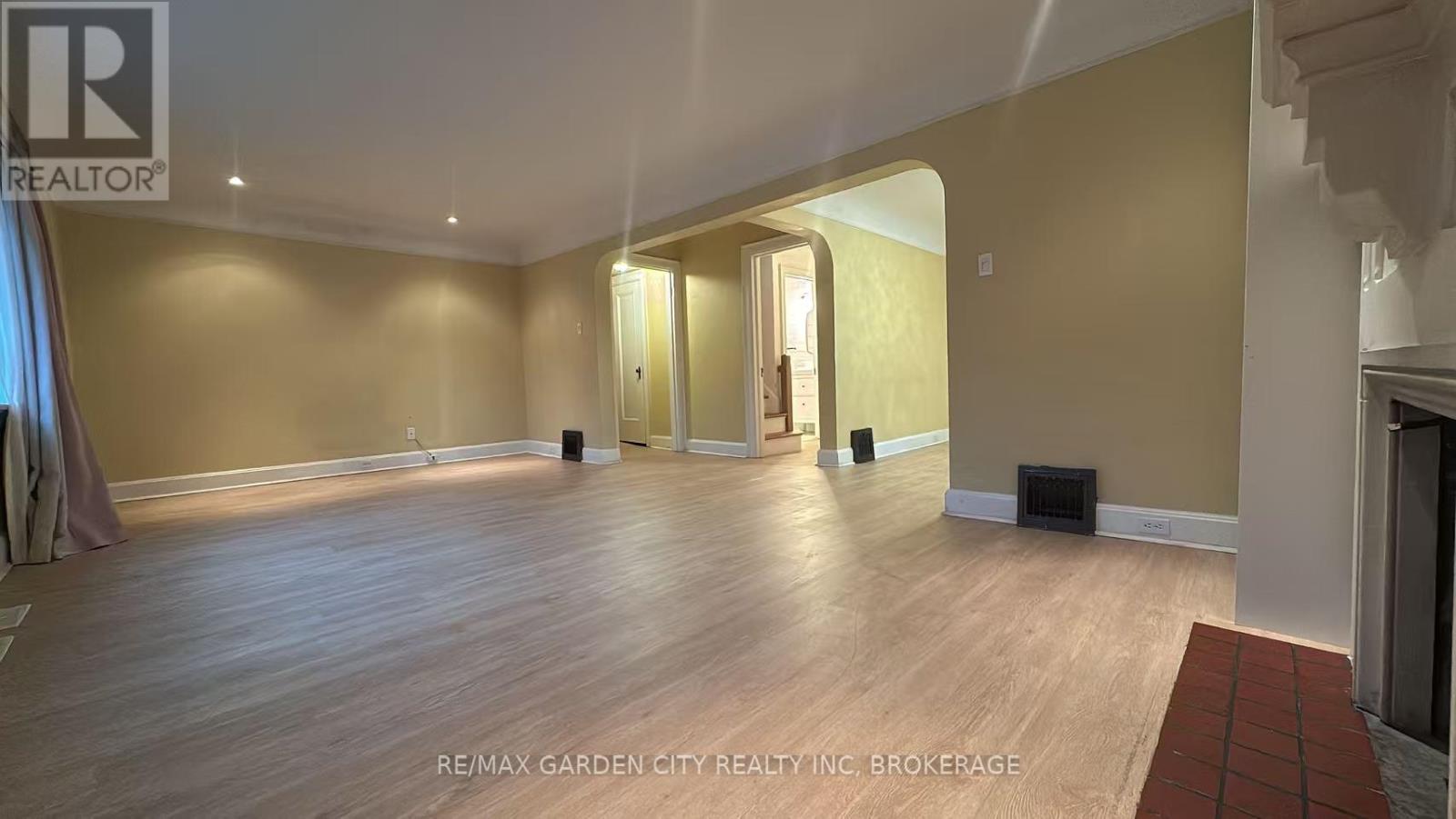 56 South Drive, St. Catharines, Ontario  L2R 4V2 - Photo 10 - X13529910
