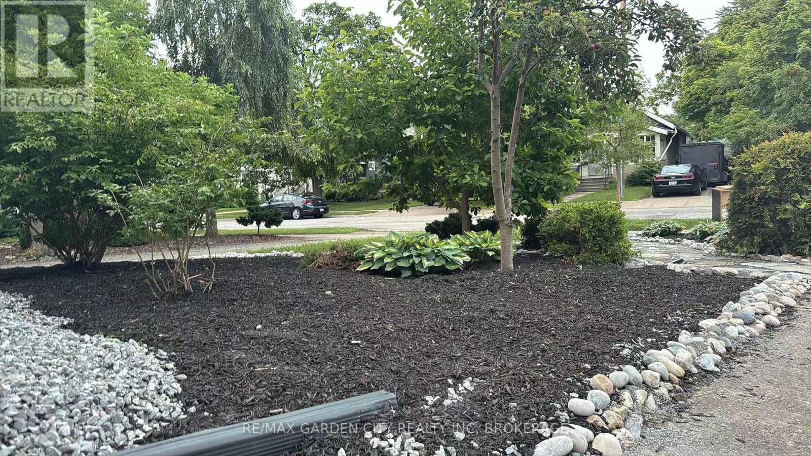 56 South Drive, St. Catharines, Ontario  L2R 4V2 - Photo 6 - X13529910