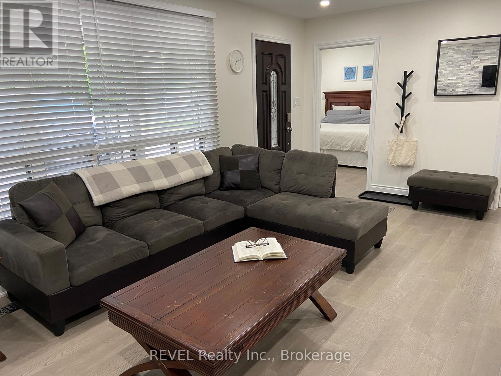 3184 Mosley Street, Wasaga Beach, Ontario  L9Z 1V4 - Photo 7 - S13530924