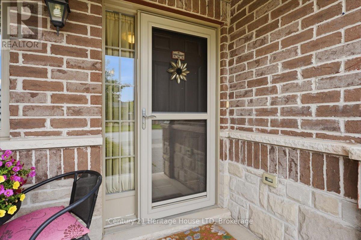 97 Abbott Place, Pelham, Ontario  L0S 1E5 - Photo 5 - X13531274