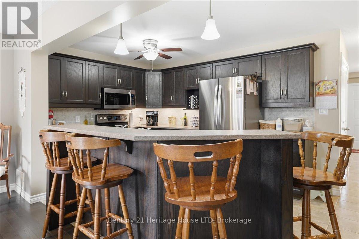 97 Abbott Place, Pelham, Ontario  L0S 1E5 - Photo 9 - X13531274