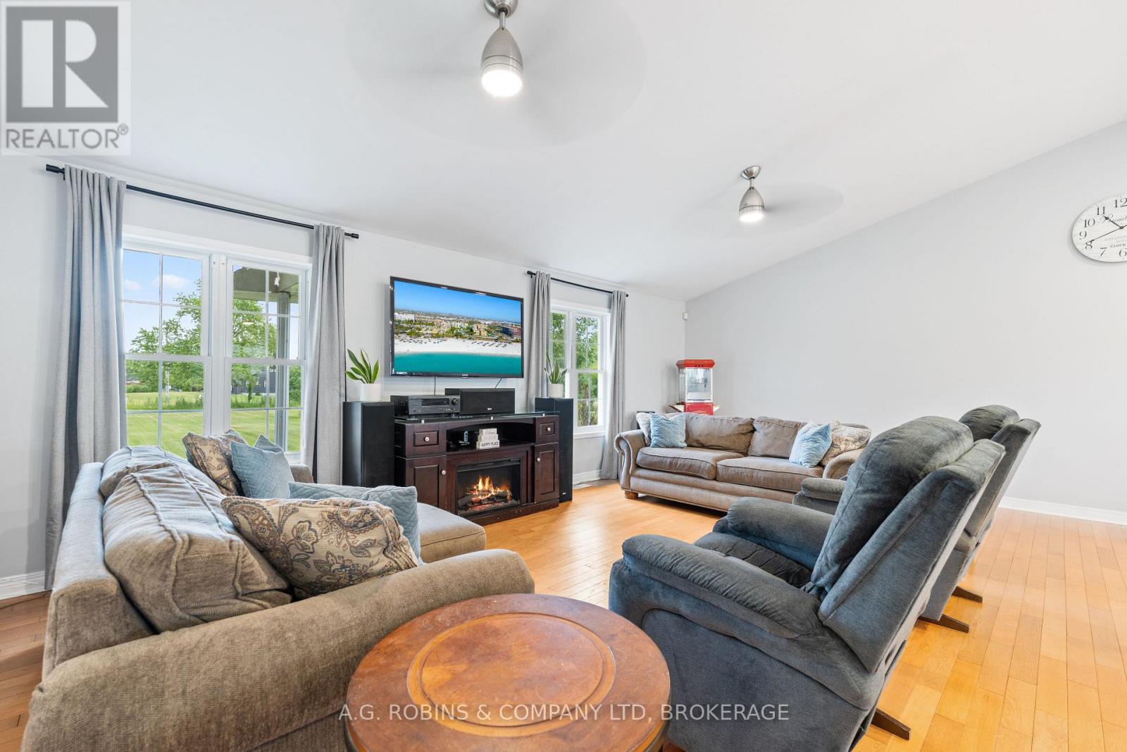 12312 Lakeshore Road, Wainfleet, Ontario  L0S 1V0 - Photo 10 - X13532236