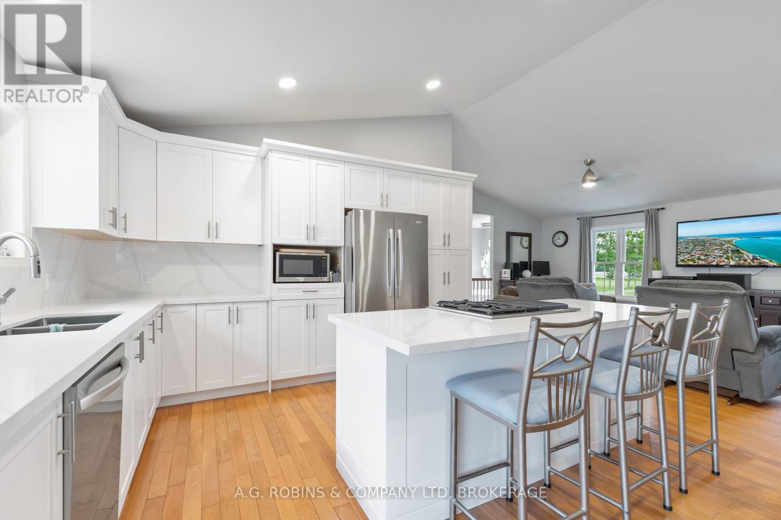 12312 Lakeshore Road, Wainfleet, Ontario  L0S 1V0 - Photo 18 - X13532236