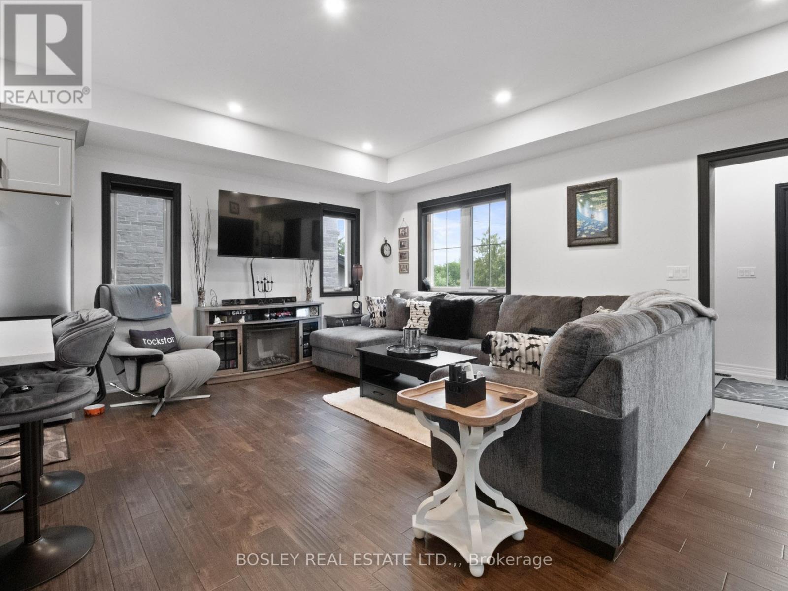 25 Haight Street, St. Catharines, Ontario  L2P 2M2 - Photo 13 - X13532624