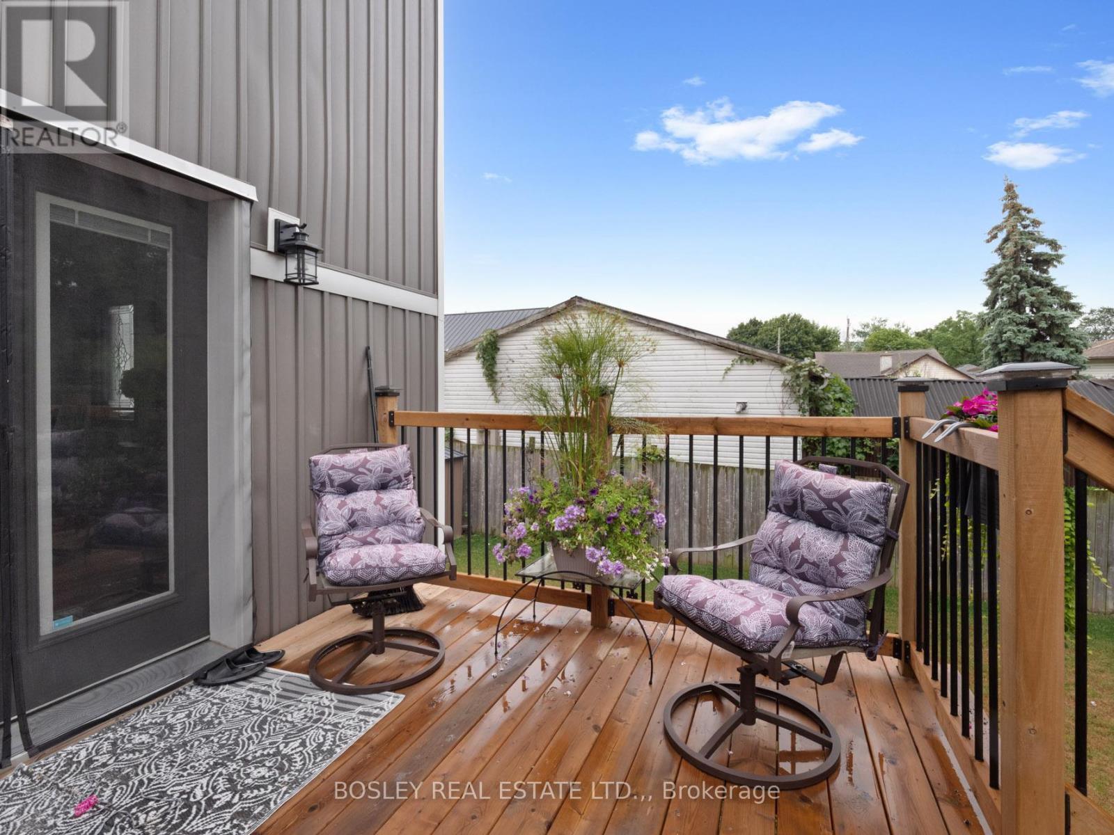 25 Haight Street, St. Catharines, Ontario  L2P 2M2 - Photo 5 - X13532624