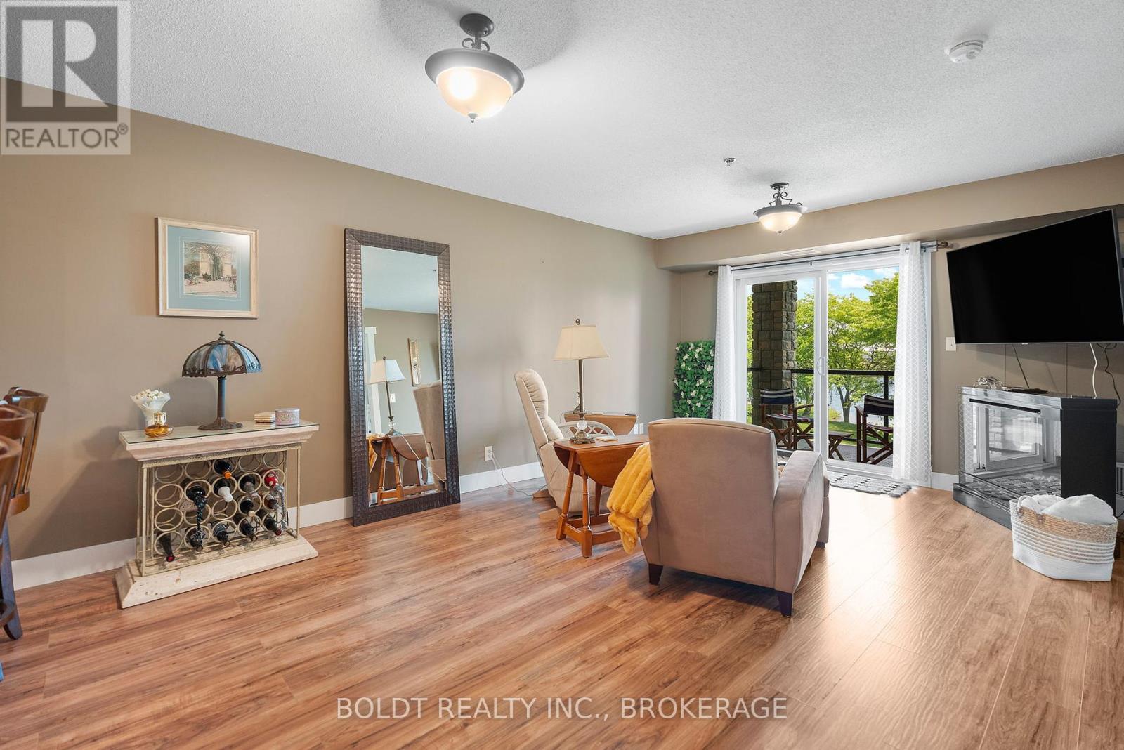 1214 - 330 Prince Charles Drive S, Welland, Ontario  L3C 7B3 - Photo 17 - X13532686