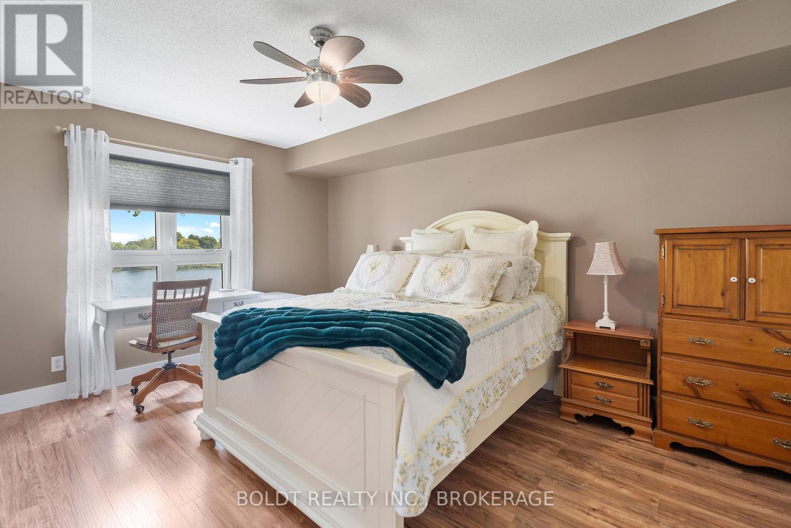 1214 - 330 Prince Charles Drive S, Welland, Ontario  L3C 7B3 - Photo 22 - X13532686