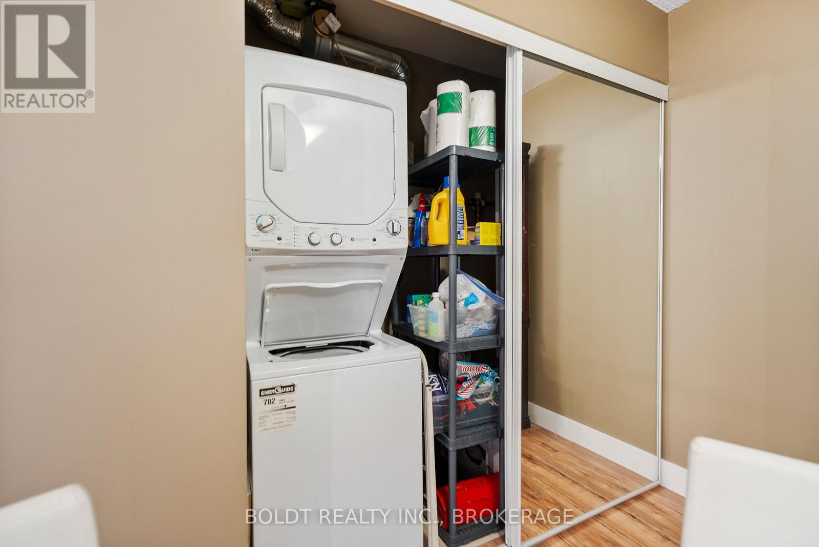 1214 - 330 Prince Charles Drive S, Welland, Ontario  L3C 7B3 - Photo 33 - X13532686