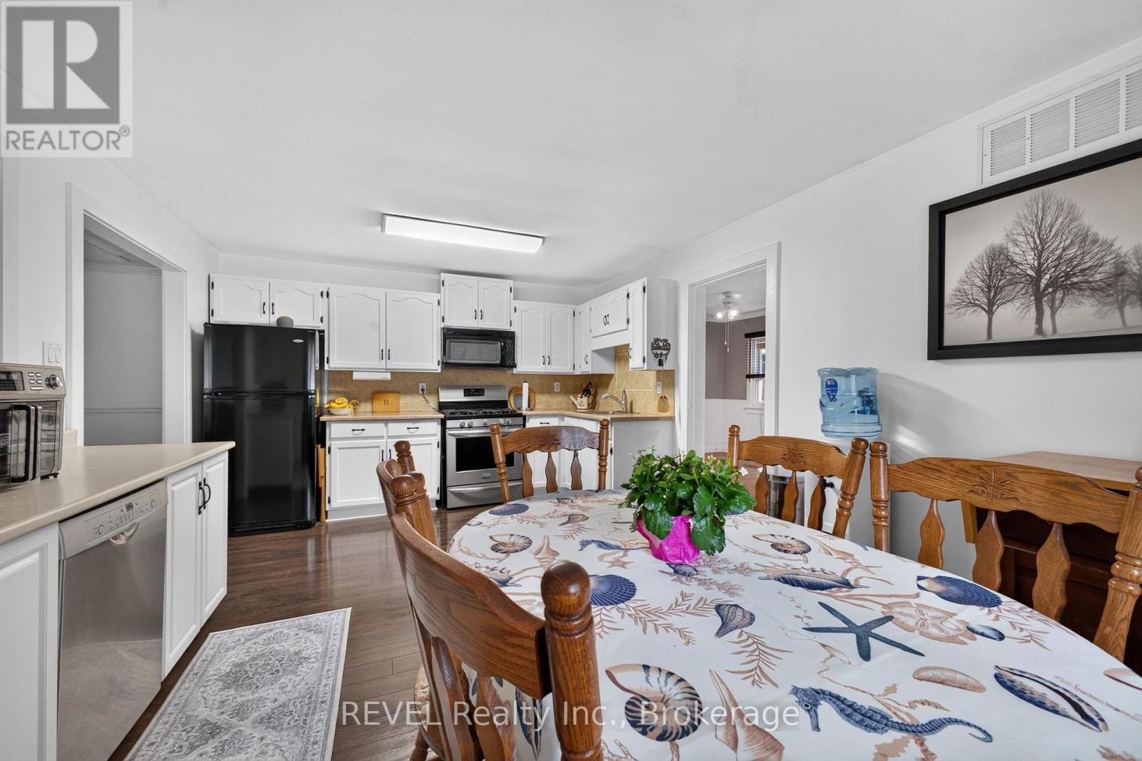 3262 Young Avenue, Fort Erie, Ontario  L0S 1N0 - Photo 8 - X13533202