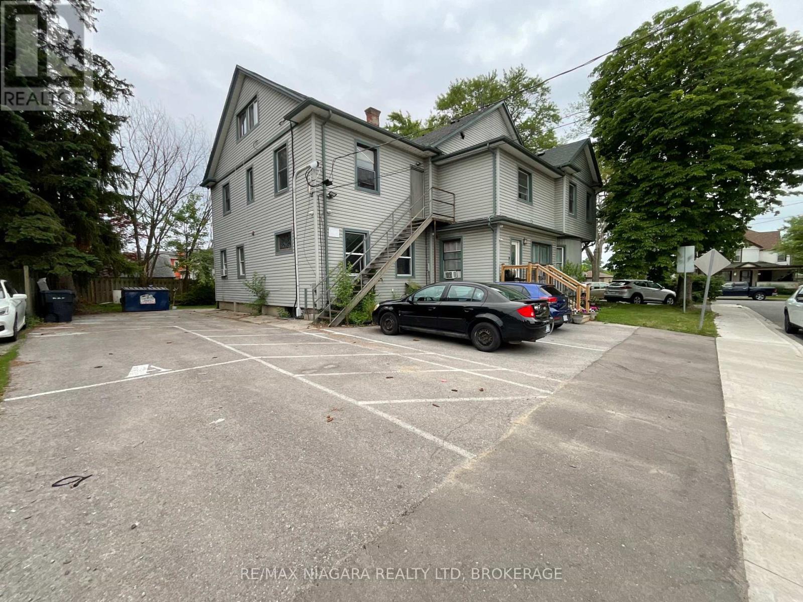 3 - 122 Hellems Avenue, Welland, Ontario  L3B 3B3 - Photo 4 - X13533580