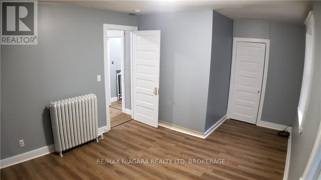 3 - 122 Hellems Avenue, Welland, Ontario  L3B 3B3 - Photo 9 - X13533580
