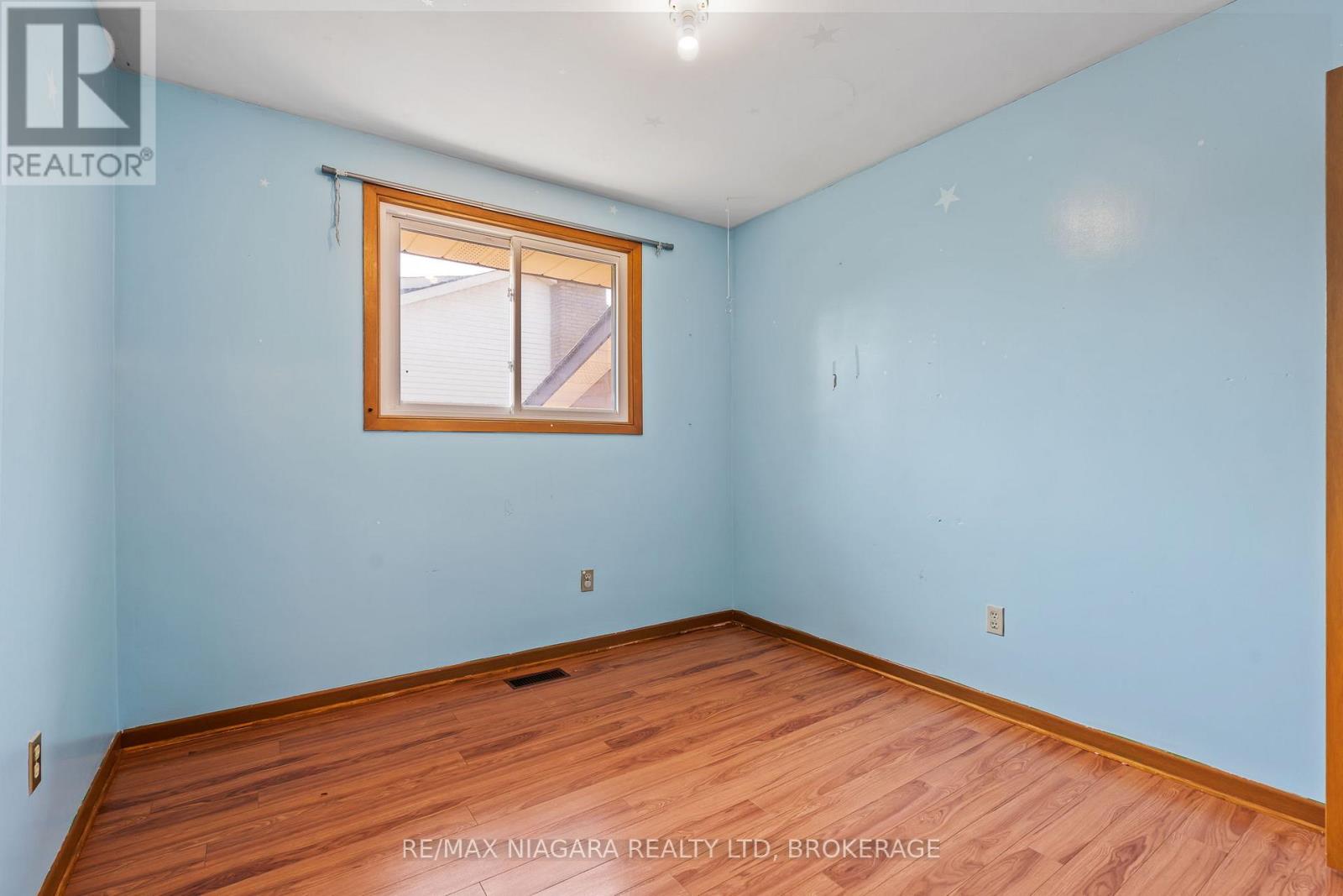 26 Forster Avenue, Thorold, Ontario  L2V 4J5 - Photo 11 - X13534340