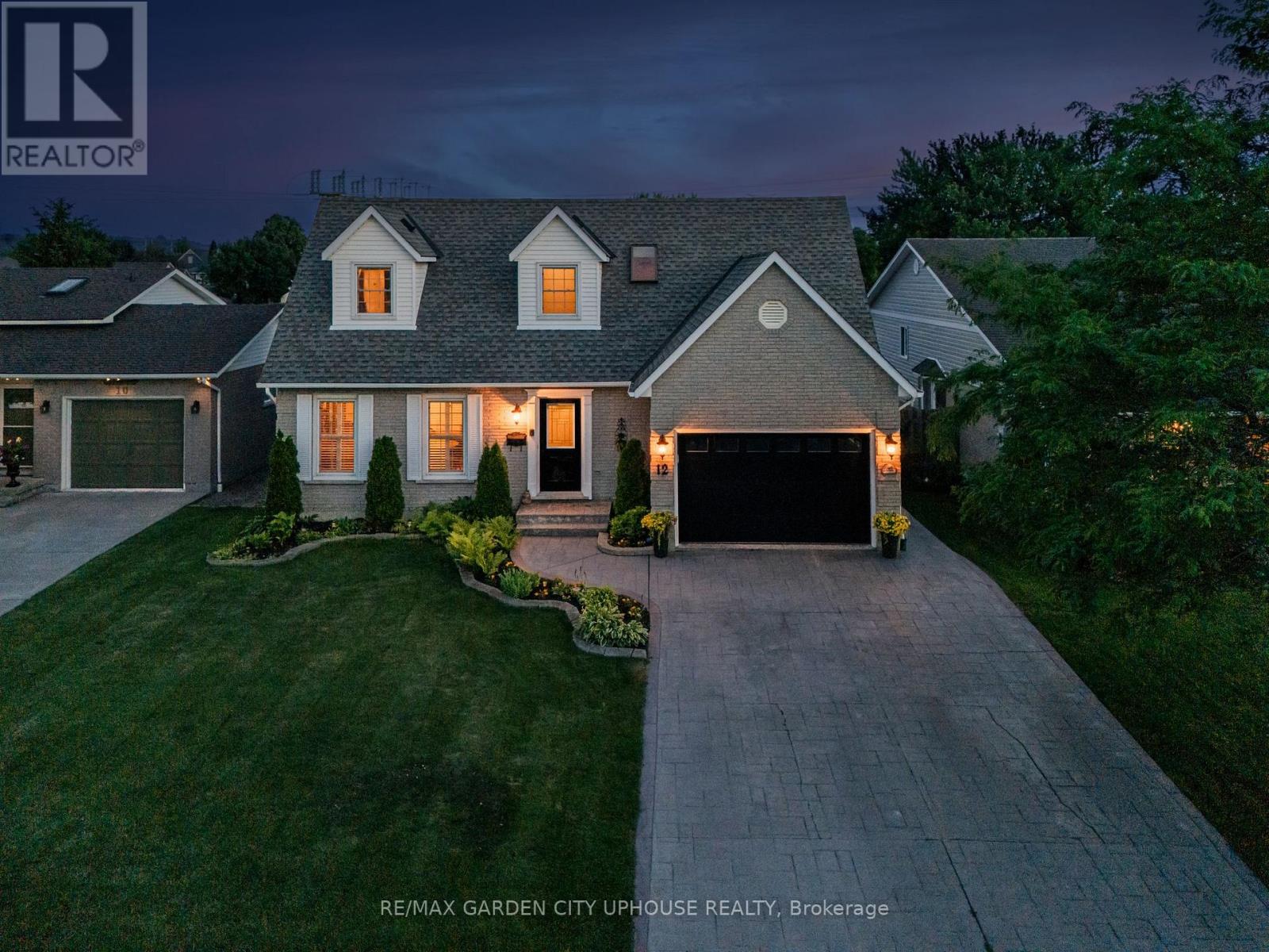 12 Foxhill Crescent, St. Catharines, Ontario  L2S 3T9 - Photo 2 - X13534410