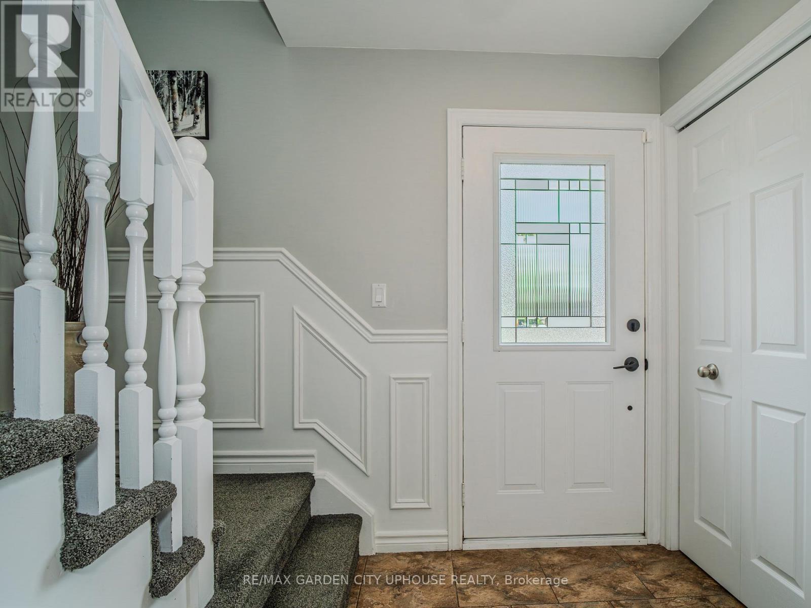 12 Foxhill Crescent, St. Catharines, Ontario  L2S 3T9 - Photo 4 - X13534410
