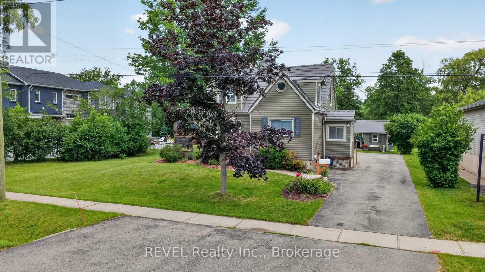 316 Leask Avenue, Fort Erie, Ontario  L2A 4L4 - Photo 3 - X13534430