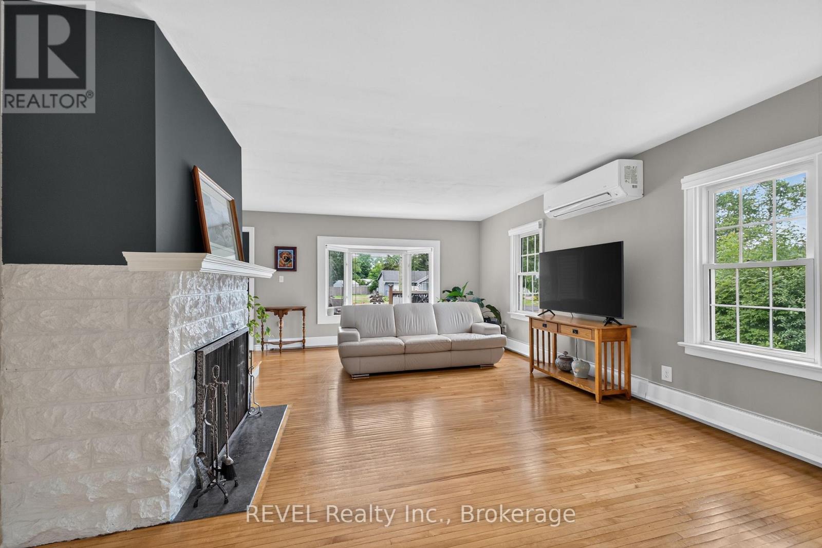 316 Leask Avenue, Fort Erie, Ontario  L2A 4L4 - Photo 8 - X13534430