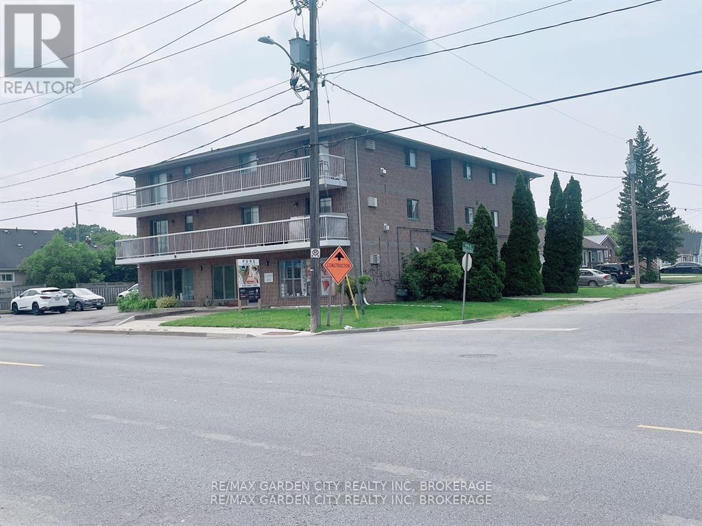 301 - 210 Pelham Road, St. Catharines, Ontario  L2S 1W9 - Photo 4 - X13535124
