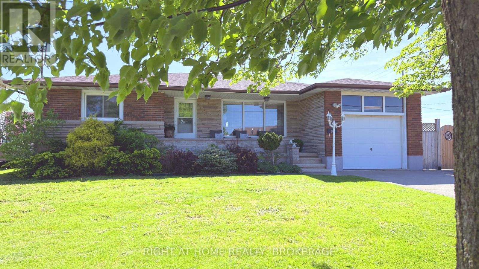 94 WELLINGTON STREET, Welland, Ontario