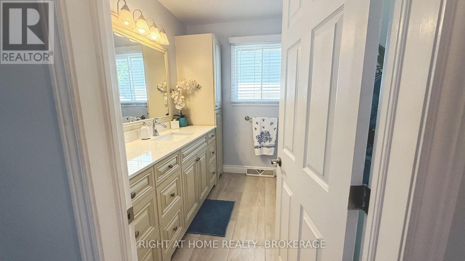 94 Wellington Street, Welland, Ontario  L3B 1B1 - Photo 12 - X13535360