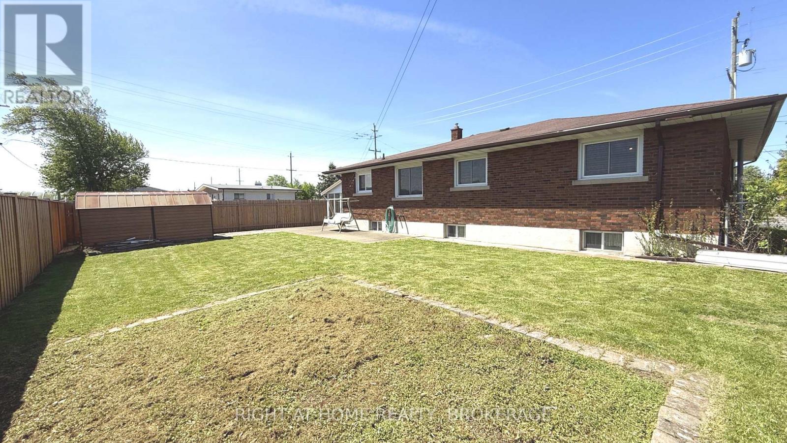 94 Wellington Street, Welland, Ontario  L3B 1B1 - Photo 17 - X13535360