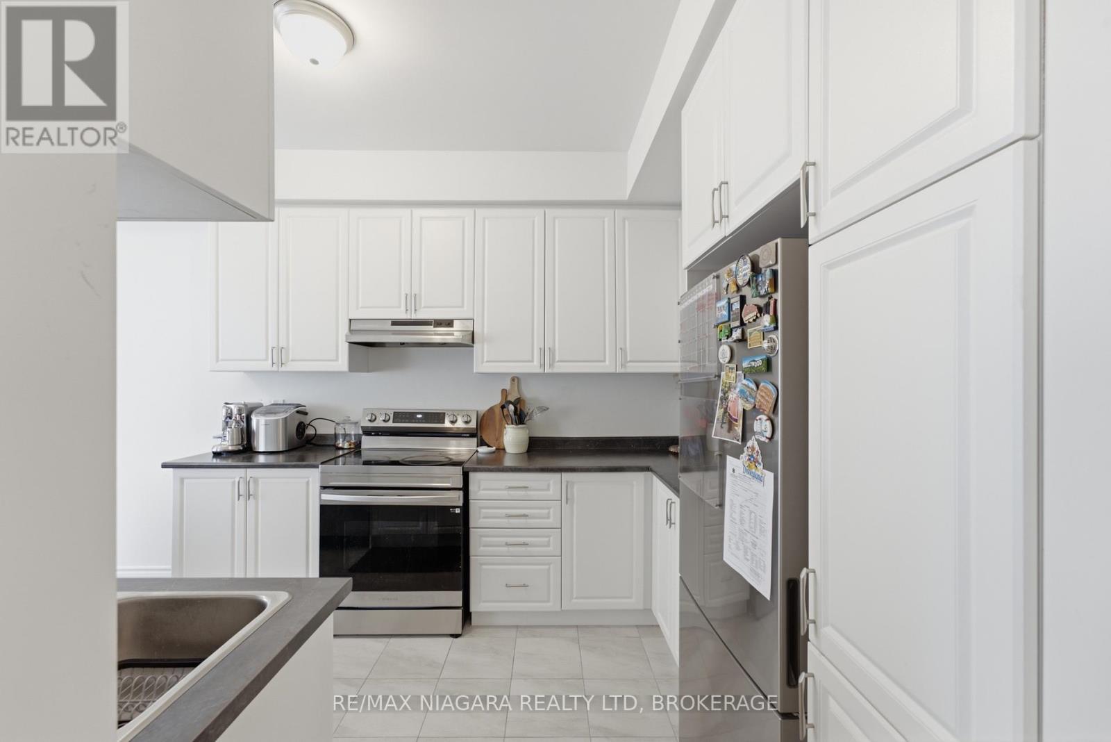 56 Sapphire Way, Thorold, Ontario  L2V 0B8 - Photo 12 - X13535440