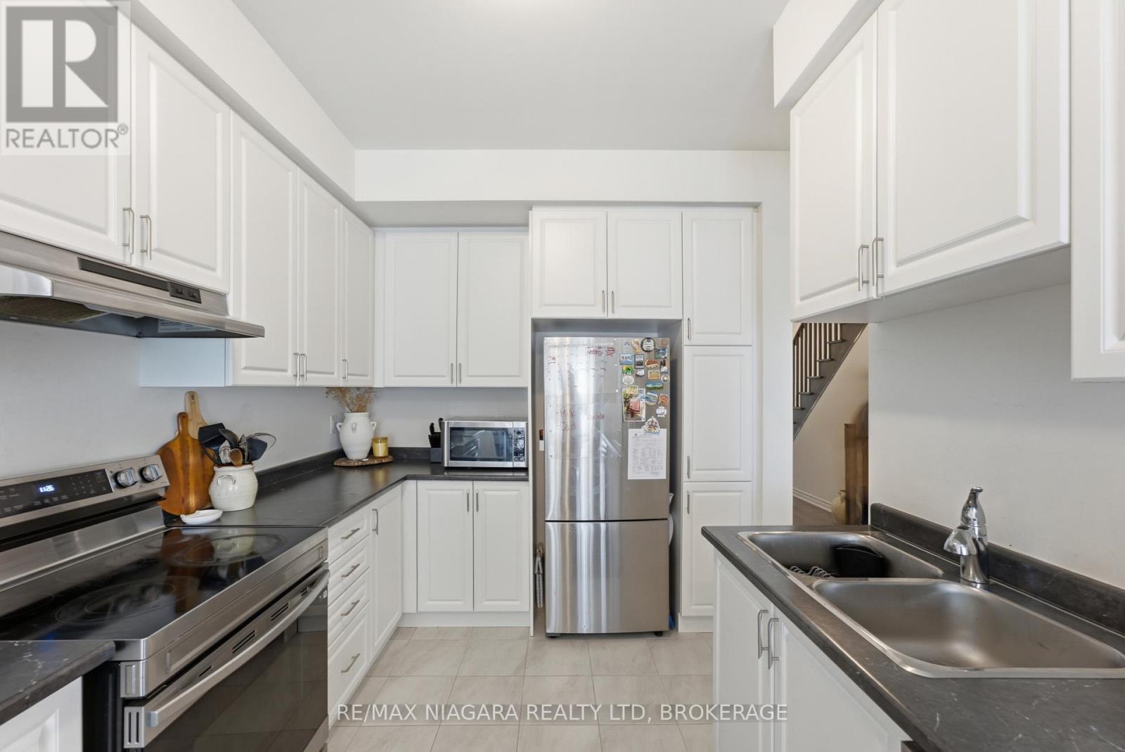 56 Sapphire Way, Thorold, Ontario  L2V 0B8 - Photo 14 - X13535440