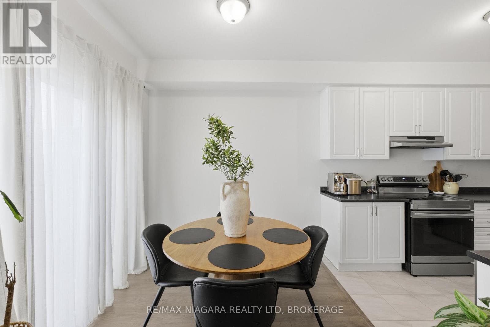 56 Sapphire Way, Thorold, Ontario  L2V 0B8 - Photo 16 - X13535440